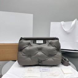 마르지엘라 글램 슬램 미듐 숄더백 MM3355 그레이