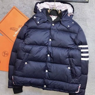 톰브라운 남여공용 패딩 TB8741 네이비