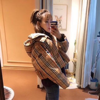 버버리 여성용 신상 패딩 80018995