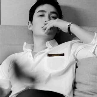 루이비통 남성용 셔츠 M10432