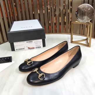 구찌 버클 플레인 플랫슈즈 431921 블랙