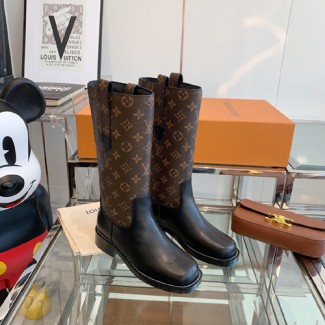 루이비통 여성용 앵글부츠 M0402