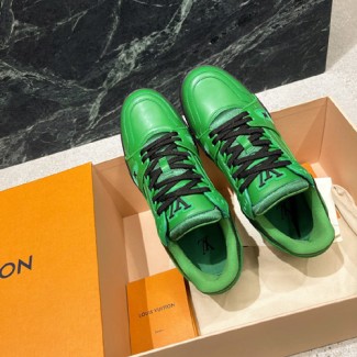 루이비통 남여공용 스니커즈  M0407-3