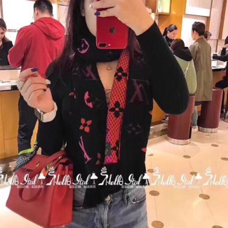 루이비통 신상 스카프 MP2289 블랙