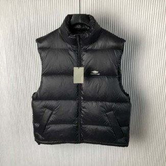 발렌시아가 남여공용 패딩조끼 528817-1