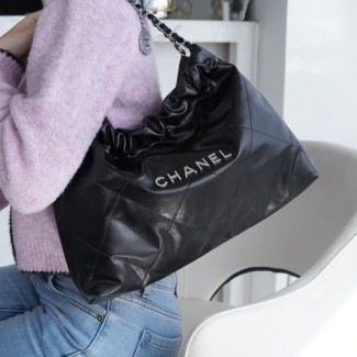  샤넬 23FW 22백 호보백 AS4486 블랙
