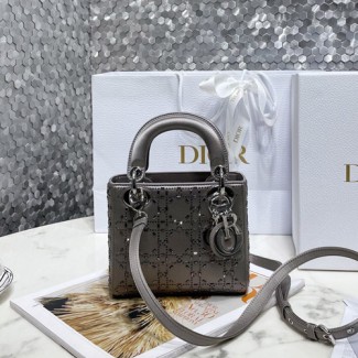 디올  미니 레이디백 M0505 새틴 그레이